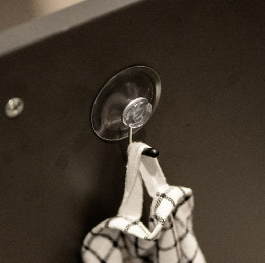 Sugkrok, handdukshängare